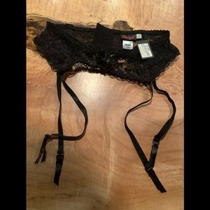 Dreamgirl Garterbelt new with tags